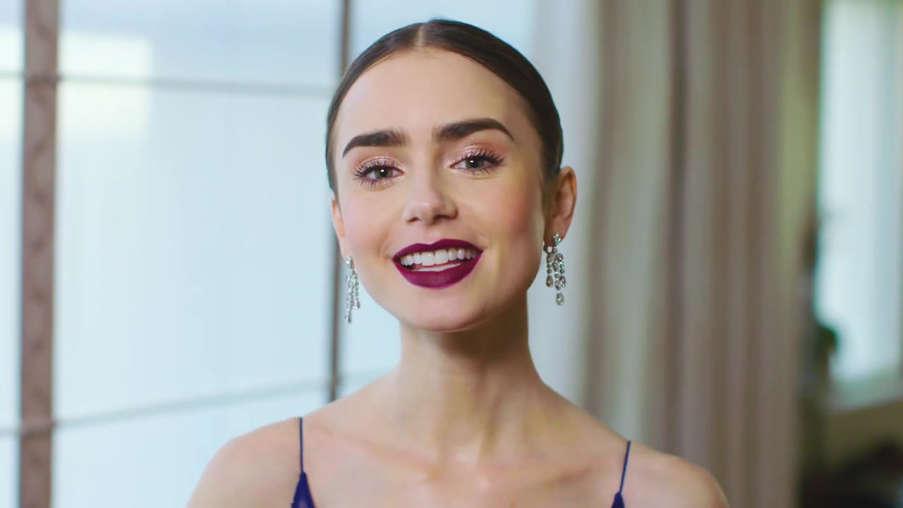 BONJOUR_LANCOME___Behind_the_scenes_with_Lily_Collins_012.jpg