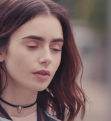 How_Lily_Collins_Fell_in_Love_With_Her_Brows___InStyle_131.jpg