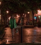 Emily_in_Paris_-_Official_Trailer_-_Netflix_062.jpg