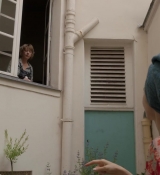 Emily_in_Paris_S01E03_Sexy_or_Sexist_720p_NF_WEB-DL_DDP5_1_x264-BTN_0127.jpg