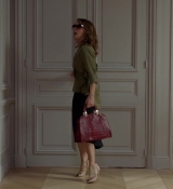 Emily_in_Paris_S01E03_Sexy_or_Sexist_720p_NF_WEB-DL_DDP5_1_x264-BTN_0638.jpg