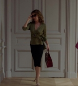 Emily_in_Paris_S01E03_Sexy_or_Sexist_720p_NF_WEB-DL_DDP5_1_x264-BTN_0639.jpg