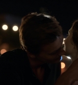 Emily_in_Paris_S01E03_Sexy_or_Sexist_720p_NF_WEB-DL_DDP5_1_x264-BTN_0974.jpg