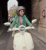 Emily_in_Paris_Season_2___Official_Trailer___Netflix_242.jpg